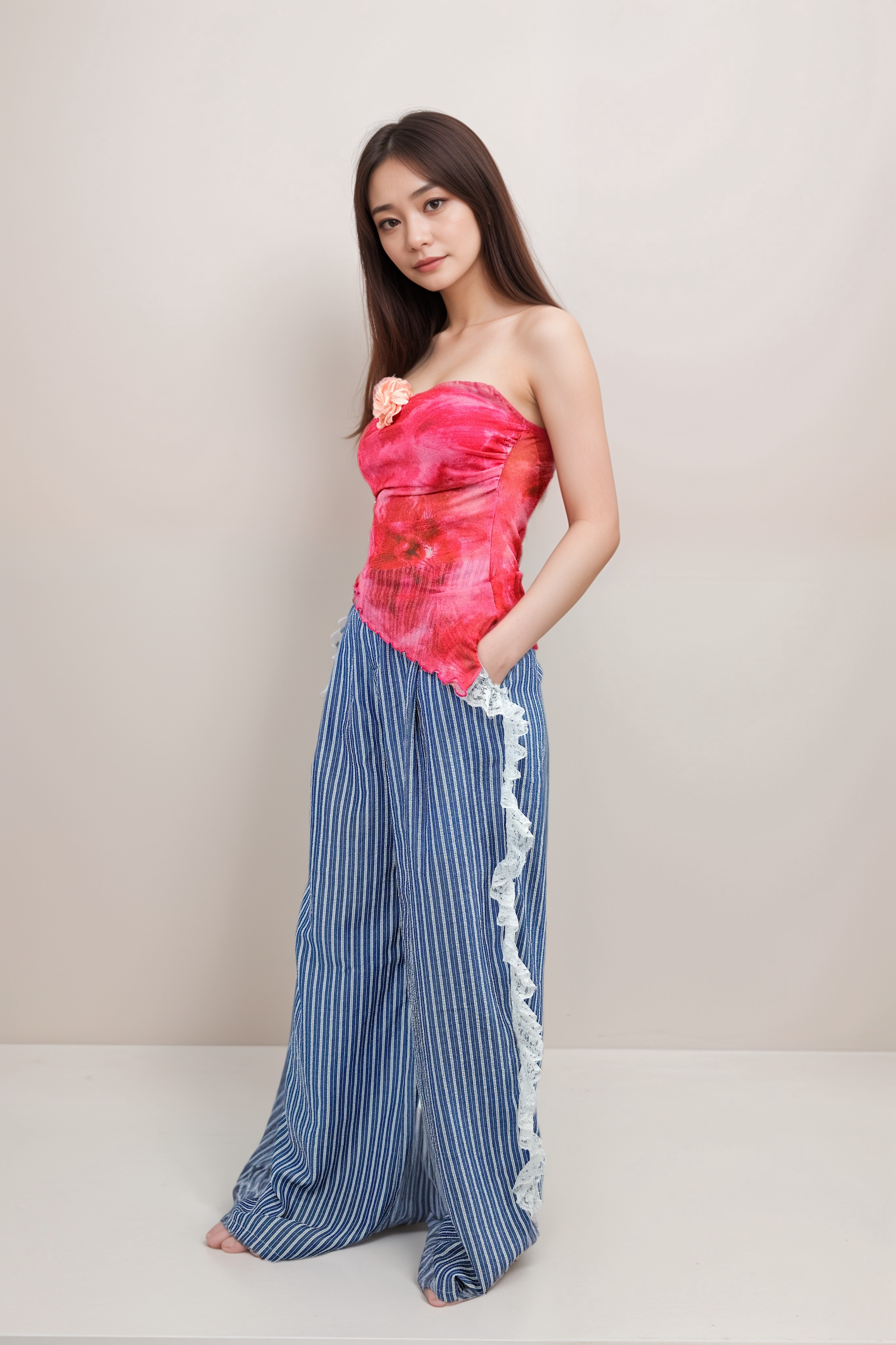 Pantalones casuales holgados a rayas con cintura baja