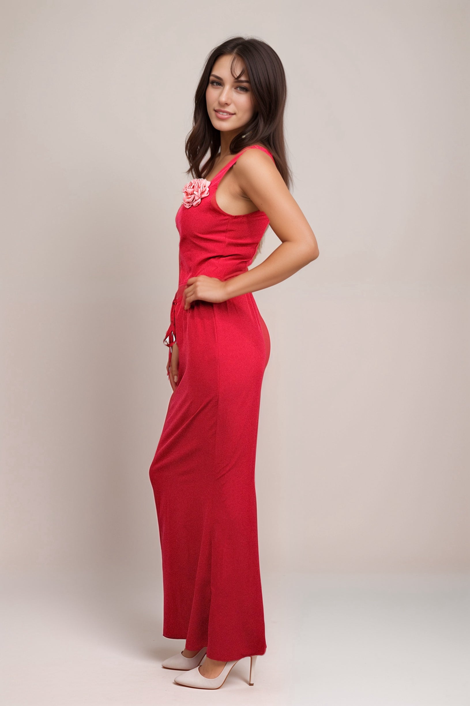 Conjunto de top y falda casual burdeos con detalle de rosa