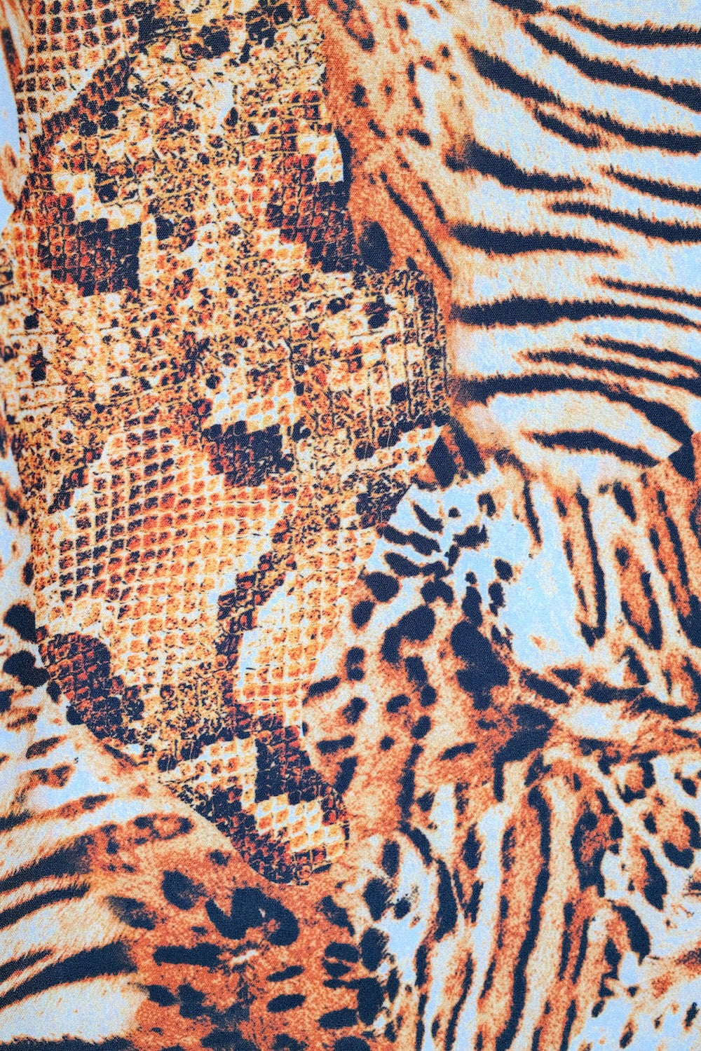 Pantalones anchos de terciopelo con estampado de leopardo y detalle de encaje