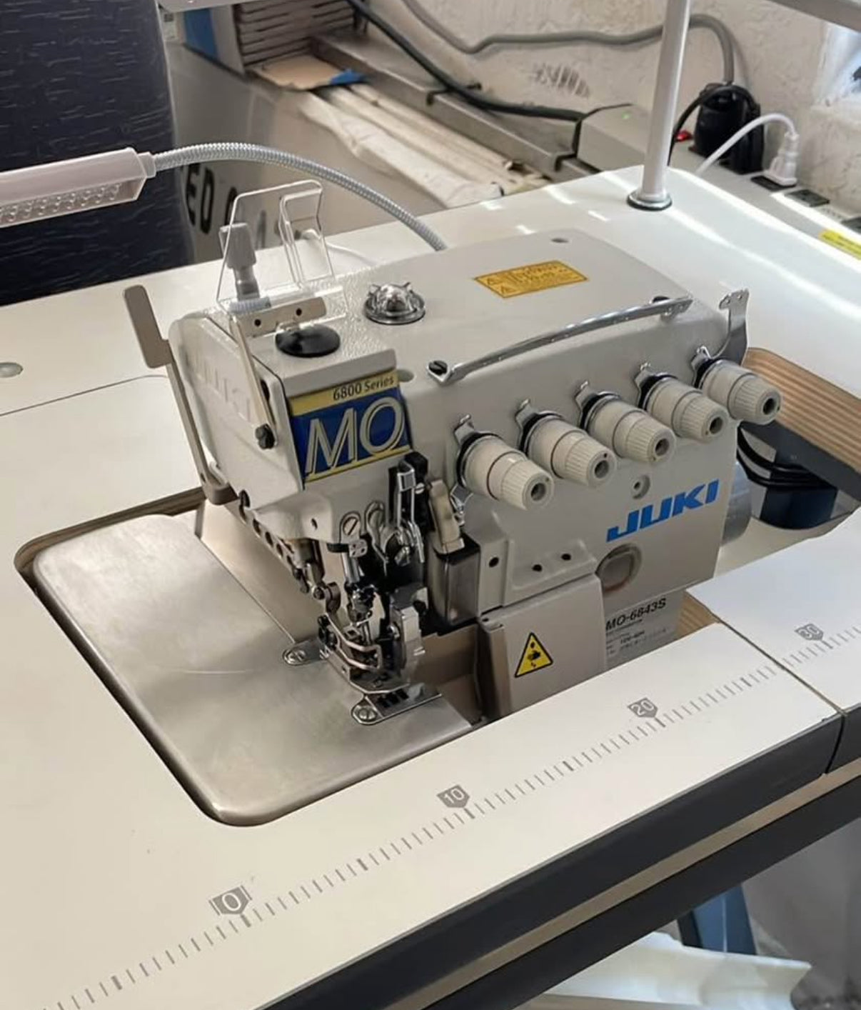 Juki MO-6800 Industrial Serger / Overlock Sewing Machine + Table + Accessories
