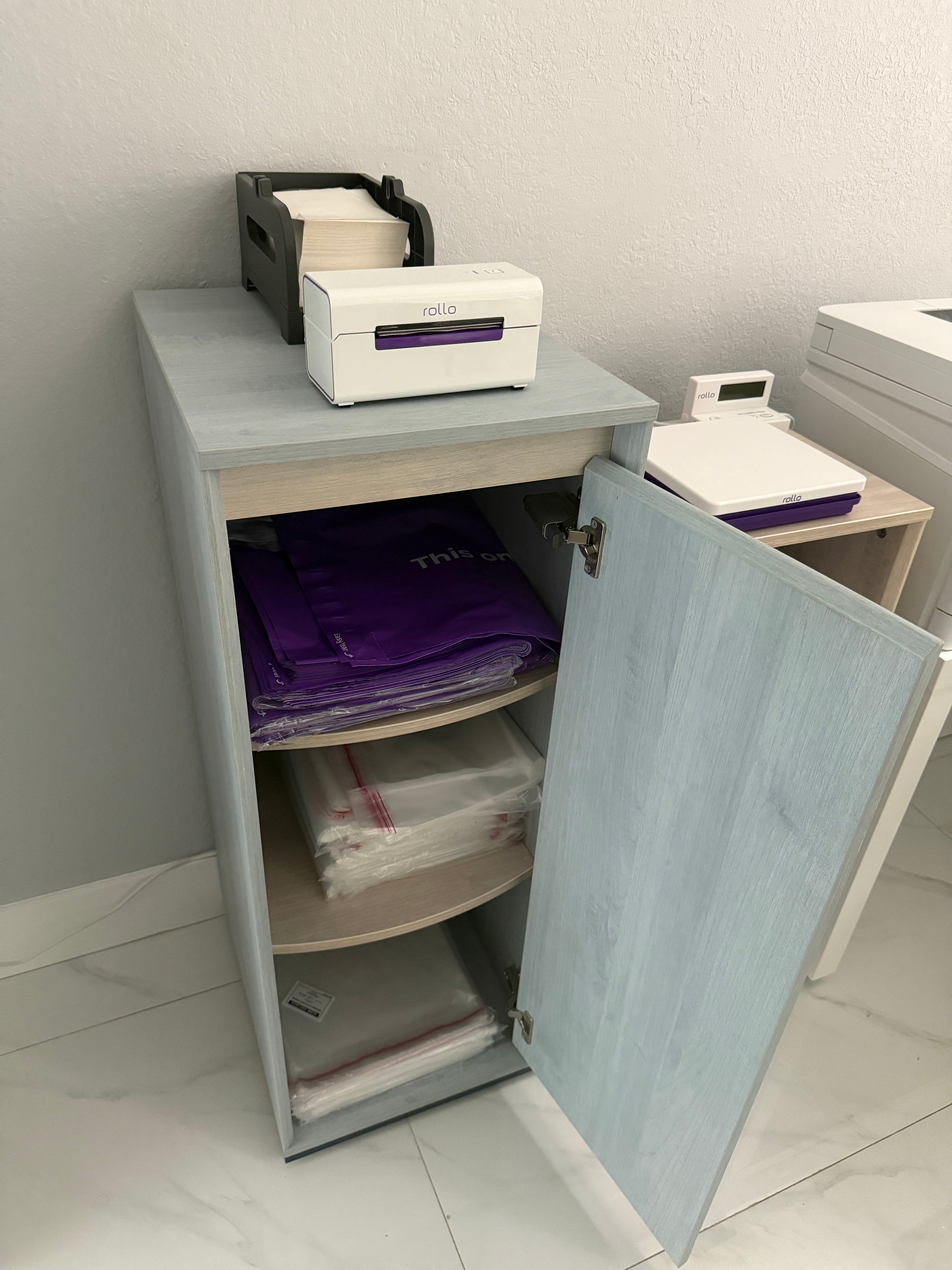 Rollo Wireless Printer + Shipping Scale + Label Holder + Labels + Bags